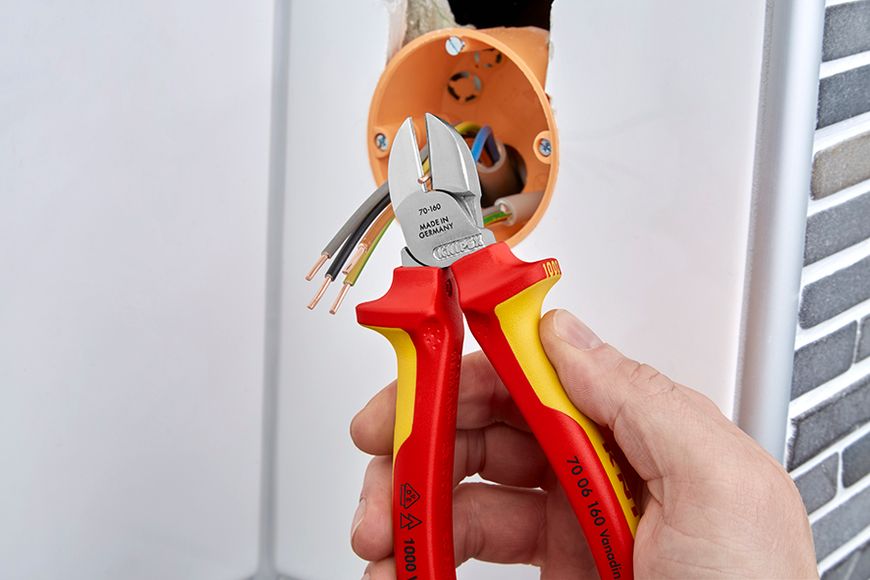 Кусачки боковые 160 мм KNIPEX 70 06 160 70 06 160 фото